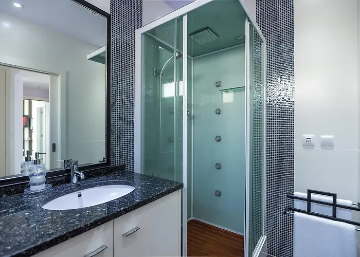 Sao Lourenco Nyaraló Fajã da Ovelha