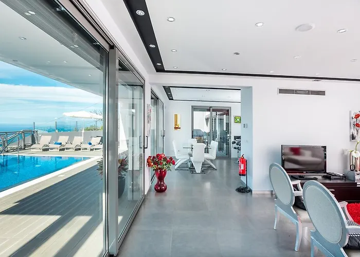 Sao Lourenco Fajã da Ovelha