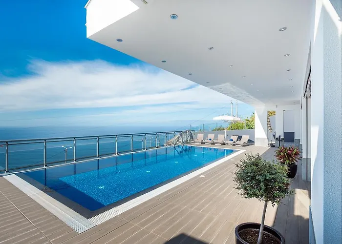 Sao Lourenco * Fajã da Ovelha